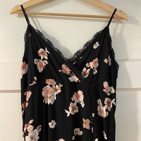 No Boundaries Dark Floral Slip Dress Size L Whimsigoth Y2K Leg Slit Lace Trim - Picture 2 of 11